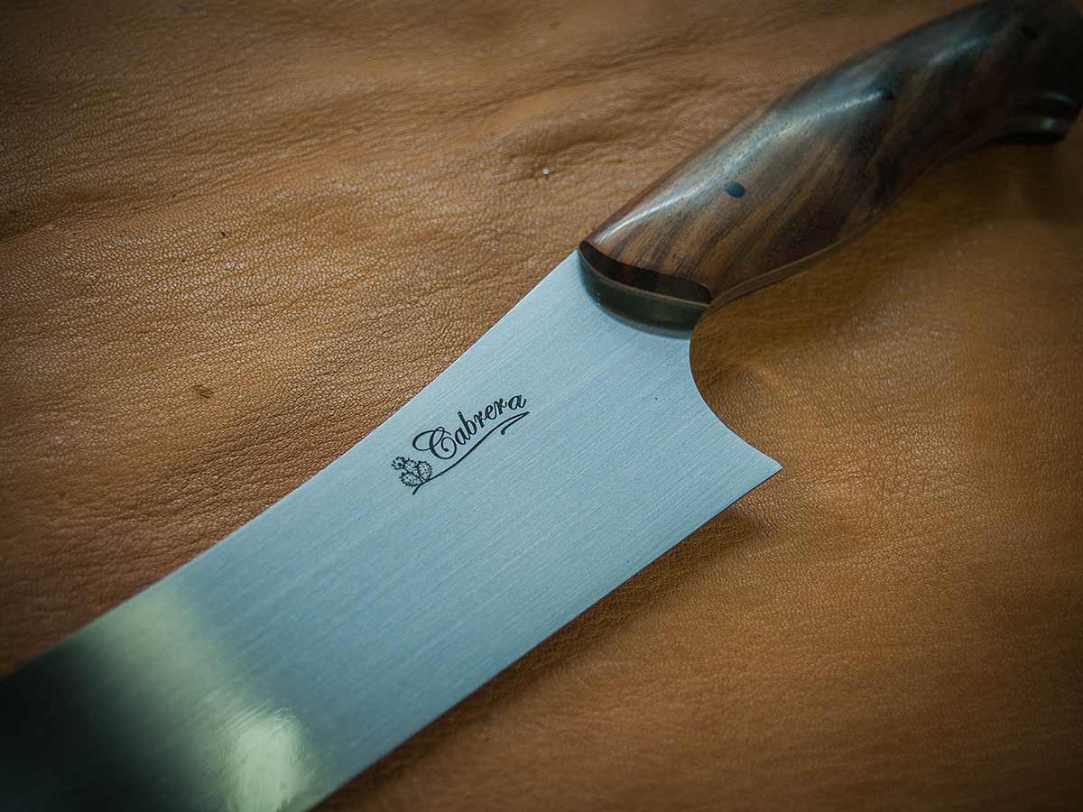 Stampa su coltelli da cucina personalizzati in tampografia