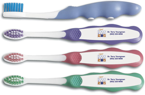 Stampa su spazzolini: accessori personalizzati con la tampografia